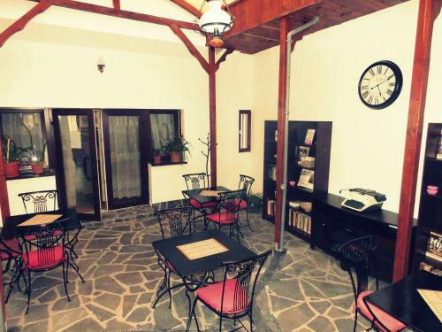 Hostal Pension Floare De Colti