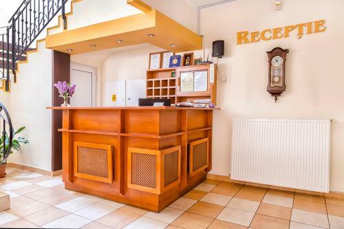 Hostal Pension Floare De Colti