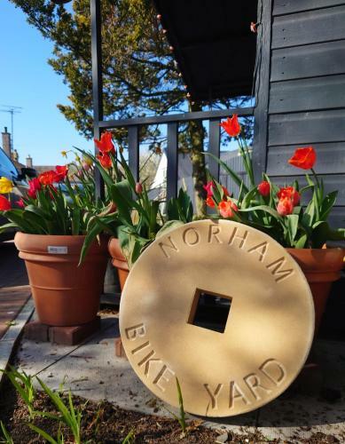 Bed & Breakfast Norham Bike Yard