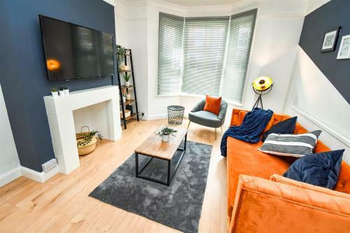 Lutterworth House - Close To Town Centre & Hospital