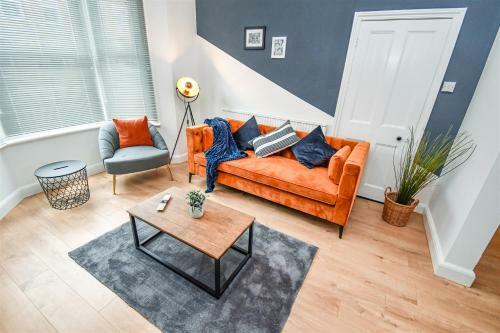 Lutterworth House - Close To Town Centre & Hospital