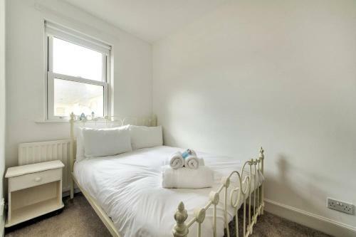 Apartamento Beach Hideaway With Free Private Parking Space