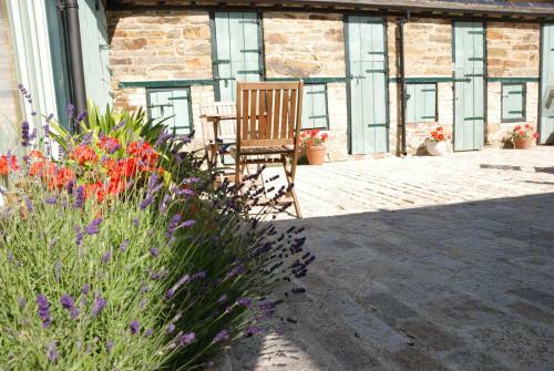 Bowgie At Trewerry Cottages - Away From It All, Close To Everywhere