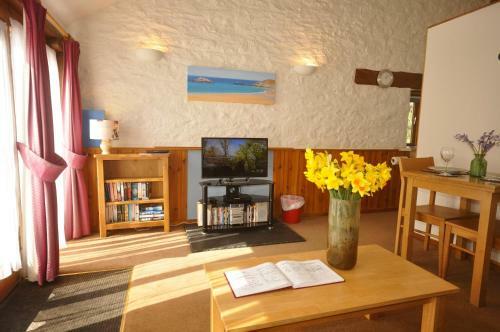 Bowgie At Trewerry Cottages - Away From It All, Close To Everywhere