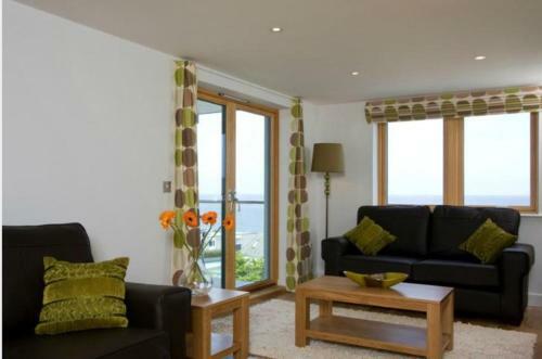 South Fistral Seaview 2-bed Apartment