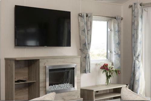 The Retreat, Newperran Heights
