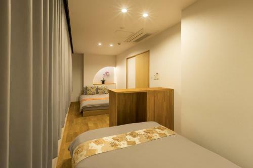 Hostal Guesthouse Raku