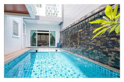 Chalong Pool Villa 3 Beds, 2 Mins To Chalong Pier