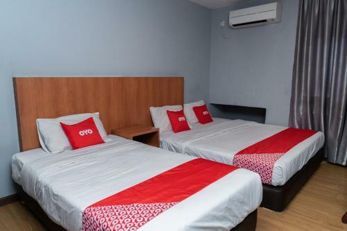 Hotel Oyo 90207 Sir Inn
