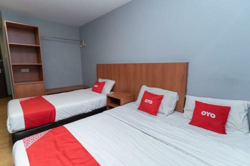 Hotel Oyo 90207 Sir Inn