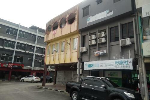 Hotel Oyo 89950 365 Nice Stay