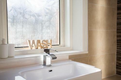 Apartamento Queen Alexandra House By Short Stays Away