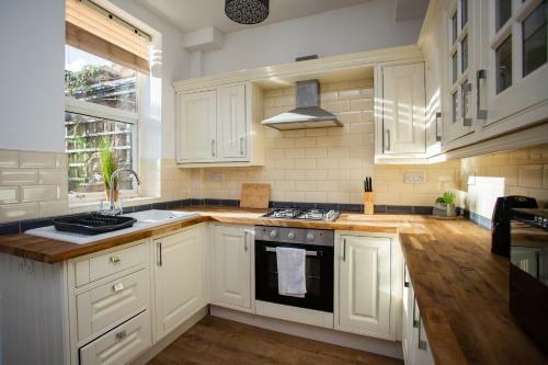 Apartamento Queen Alexandra House By Short Stays Away