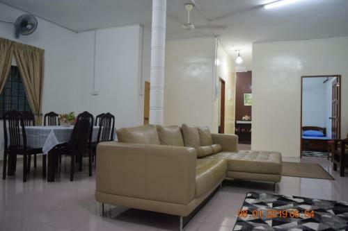 Rilek-rilek Homestay
