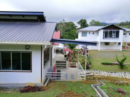 Sling N Stone Vacation Homes, Mt Kinabalu