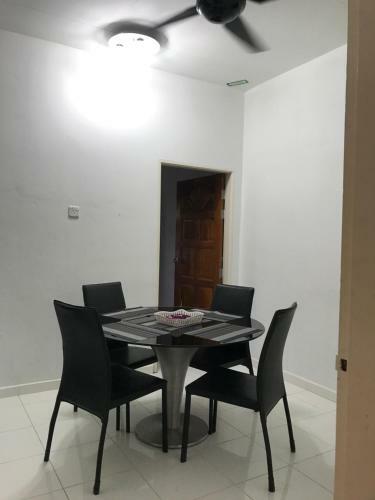 Wans Homestay (farmhouse)