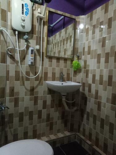 Kuala Besut Budget Hotel Ain