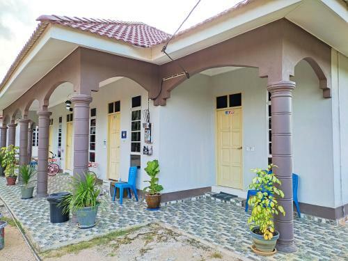 Hostal Desa Besut Inn