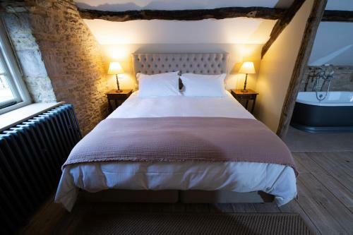 The Cotswolds Coach House