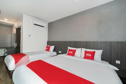 Oyo 89386 Stay 365 Hotel