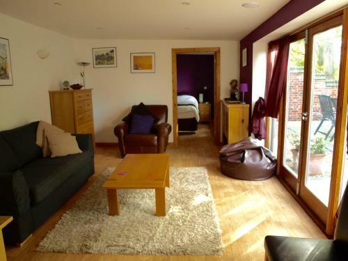Lakeview At Lodge Farm
