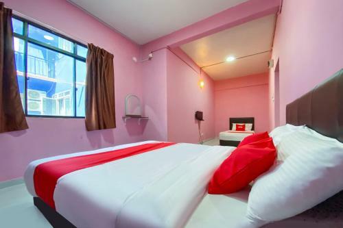 Oyo 90039 Coop Hotel Kangar