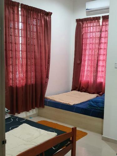 Hotel Oyo Home 90496 Delima Homestay