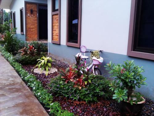 Hotel Phuket Sirinapha Resort