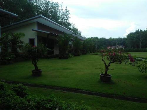 Hotel Phuket Sirinapha Resort