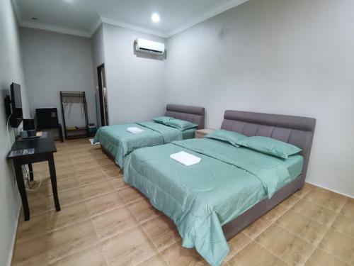 Hostal Faris Homestay