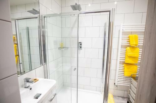 Nadler House 1 Bed Basement Apartment