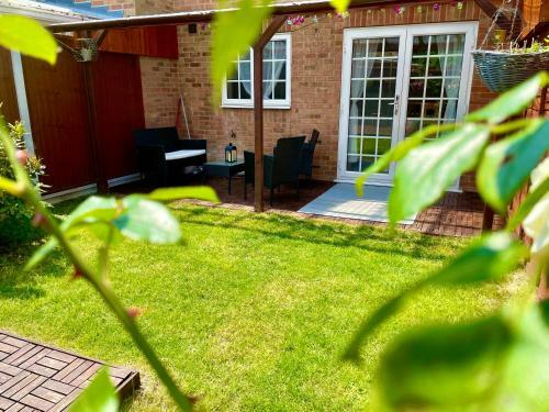 Swafield House - Parking - Modern 2 Bed - Marvello Properties