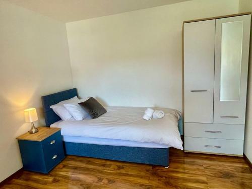 Swafield House - Parking - Modern 2 Bed - Marvello Properties