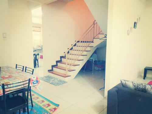 Teratak Ayahbonda Homestay