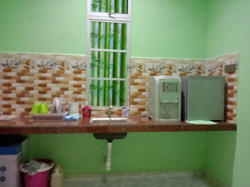 Dyana Inn Transit Rooms