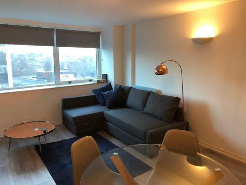 Super Modern City Centre Serviced Apartment