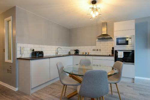 Super Modern City Centre Serviced Apartment