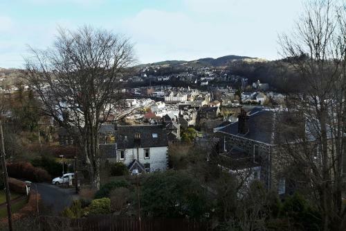 Three Bedroom Holiday House In Oban