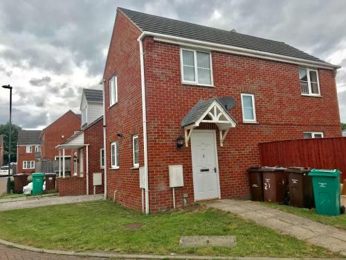Nottingham City No 29 Whole House 3bedroom