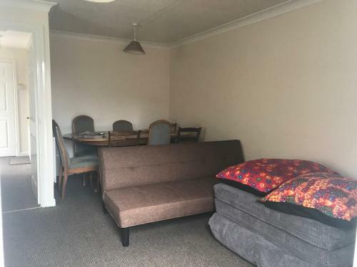 Nottingham City No 29 Whole House 3bedroom