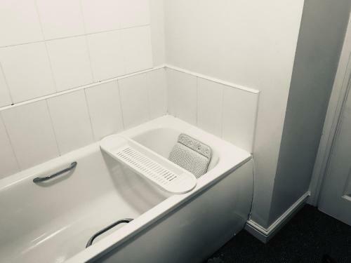 Nottingham City No 29 Whole House 3bedroom