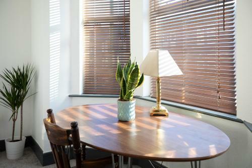 Arthouse - Lovely, Spacious And Elegant 5bed House