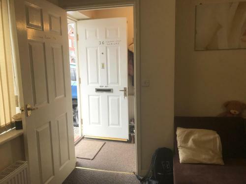 Nottingham City No 36 Shared House 3bedroom