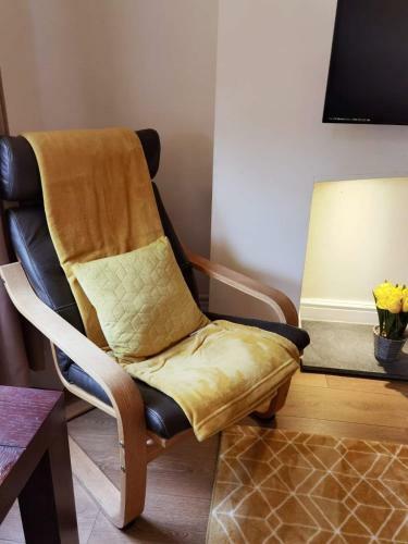 Great House Available For Guests And Contractors Parking And Wifi