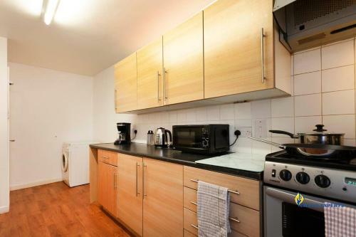Apartamentos Gabriella Aprt, 3 Bedroom, Parking, City Centre