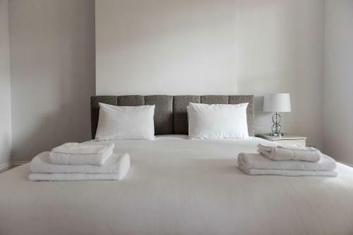 184 Gregory House - Modern And Spacious With Parking