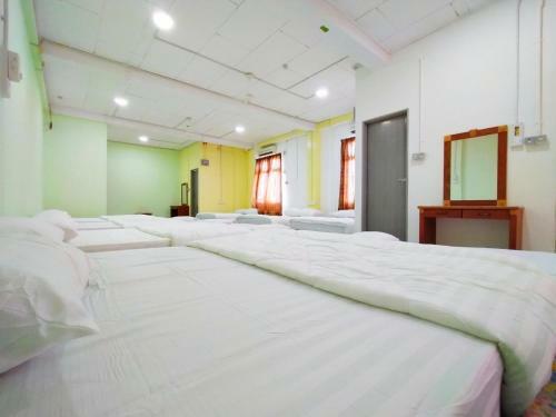 Hotel Spot On 89939 Platinum Inn