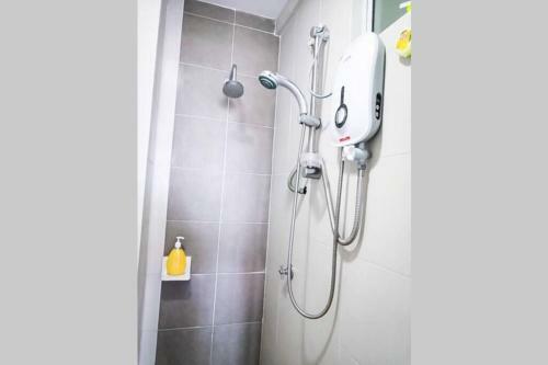 Nizar Apartment D?perdana