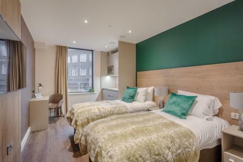 Aparthotel Dwell City Living