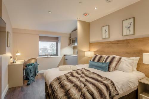 Aparthotel Dwell City Living